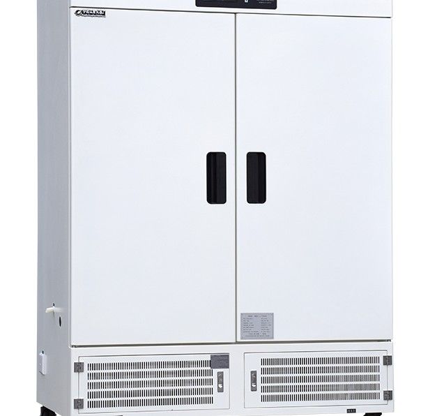 RXM-1008智能人工气候箱图片